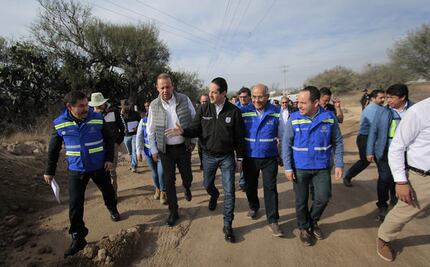 Supervisan  obra de entronque; prevén entregarlo en marzo