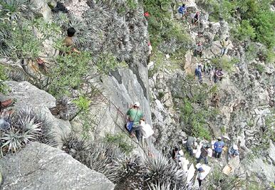 Afecta lluvia a más de 6 mil en la sierra 