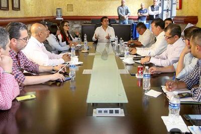 Realizan alcaldes junta por seguridad