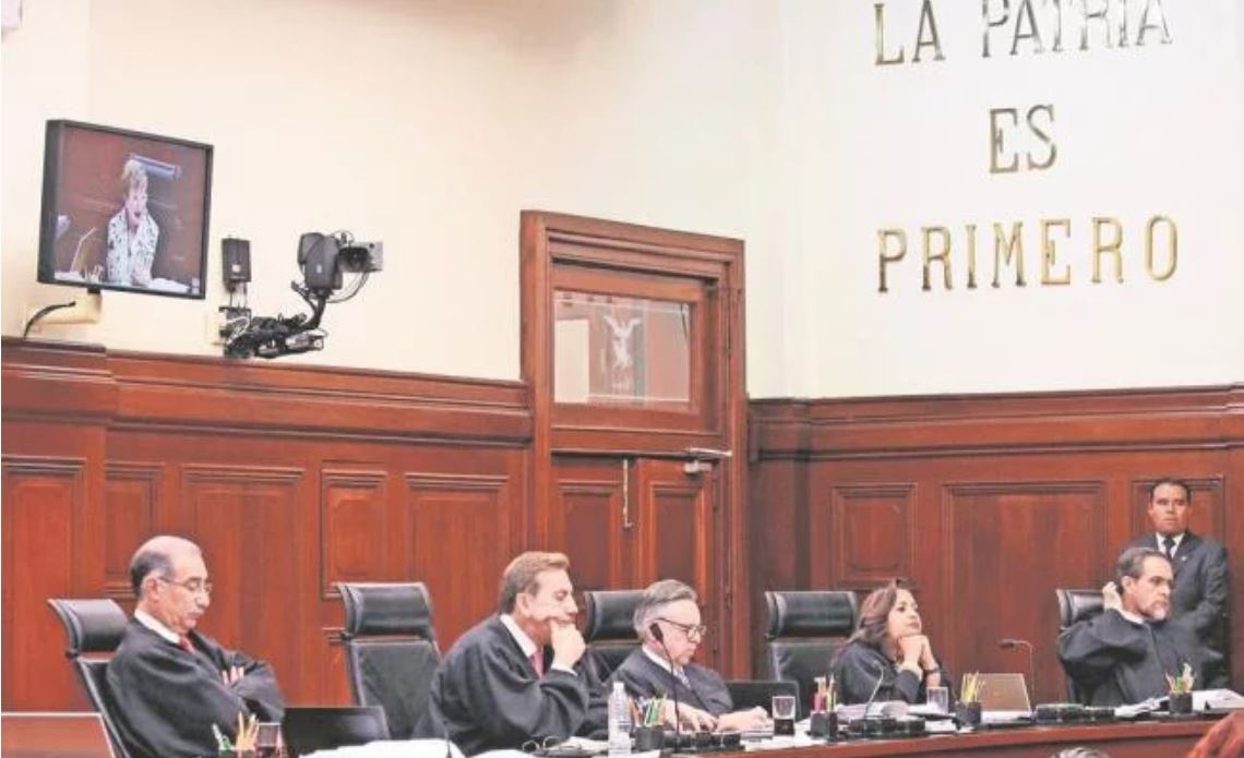 Impugna AMLO recurso otorgado a la Corte por Ley de Remuneraciones