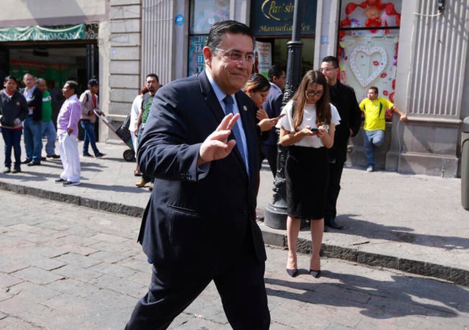 El diputado Armando Rivera Castillejos recalcó que las fórmulas son definidas por el Comité Ejecutivo Nacional (CEN) del PAN. CÉSAR GÓMEZ. EL UNIVERSAL