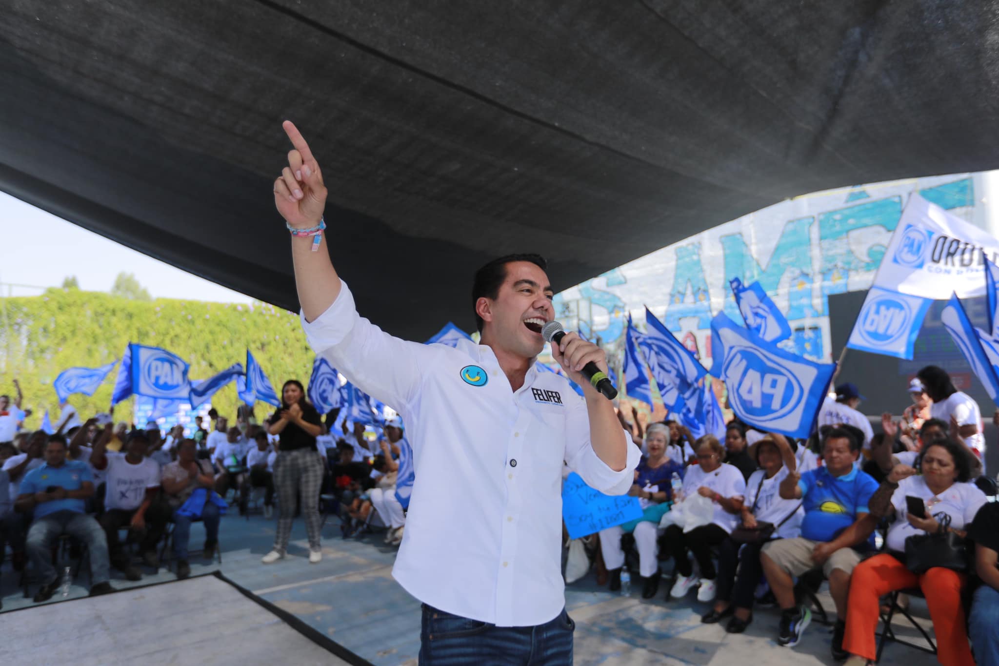 Foto: Facebook FeliFer Macías