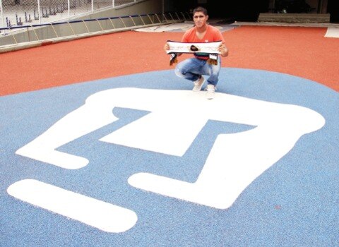 Cándido Ramírez se aparece en cubil felino