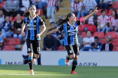 Gallos femenil por la clasificación