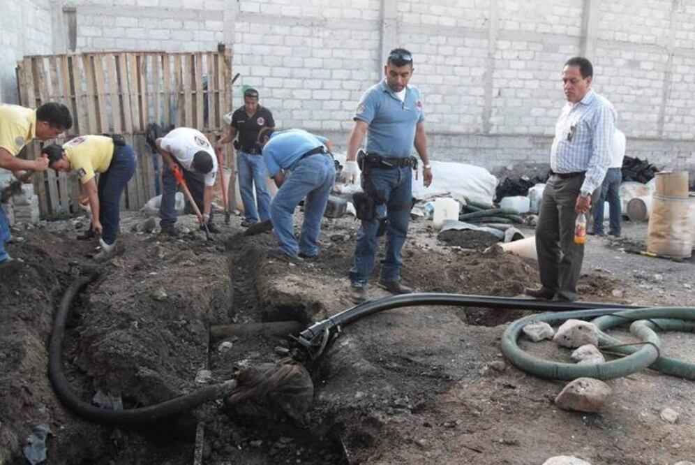 Policías frustran ‘ordeña’ de combustible