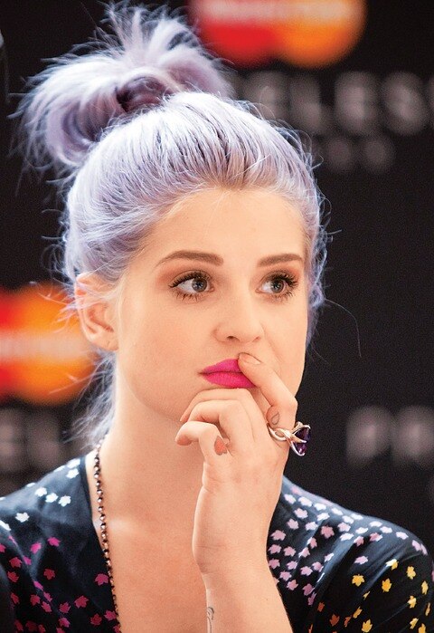 Dejó las drogas por cuidar a sus padres