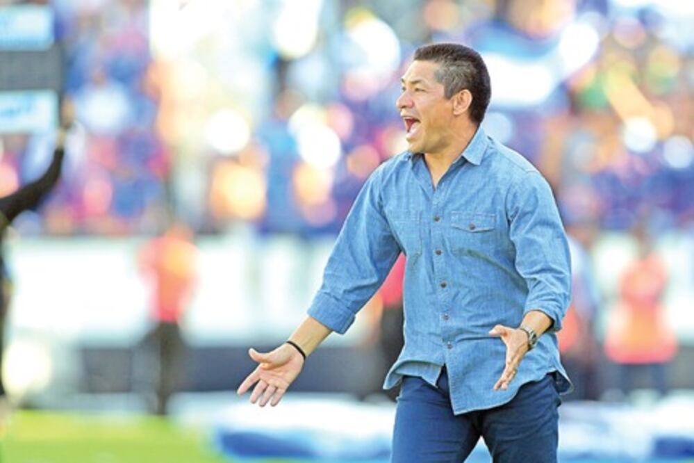 “Gallos Blancos, un equipo de actitud”