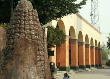 Acusan a alcaldesa de falsificar firma