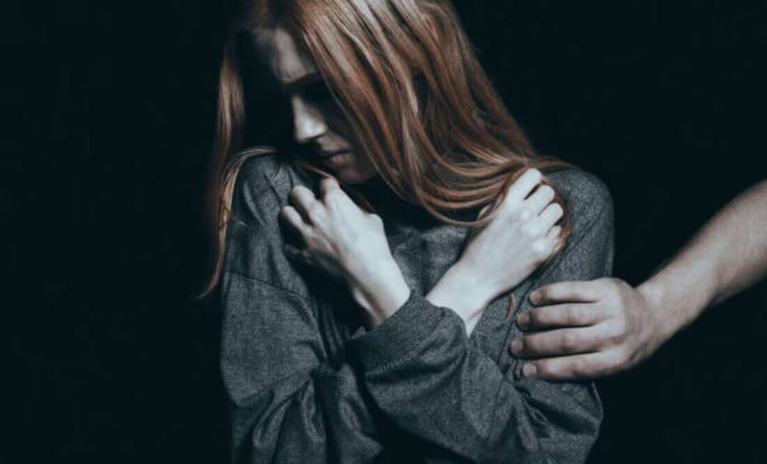 La muerte de Elijah Heacock provocó una investigación sobre el chantaje sexual mediante IA, un método hasta ahora utilizado contra celebridades. Foto: iStock