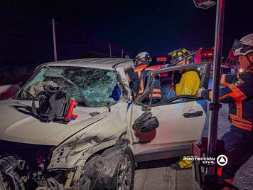 Conductor resulta lesionado tras choque contra tráiler en la México-Querétaro