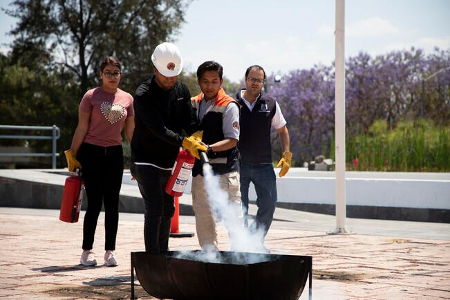 La UAQ también brinda cursos para tu visto bueno de Protección Civil