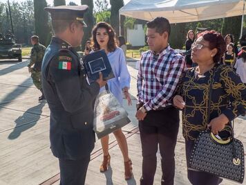 Entregan ascensos en la 17 Zona Militar