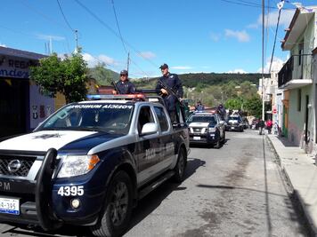 Detienen a presuntos huachicoleros en Colón