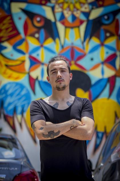 A sus 25 años, Daniel ha tenido grandes logros en su carrera como compartir el escenario con el DJ y productor  francés David Guetta