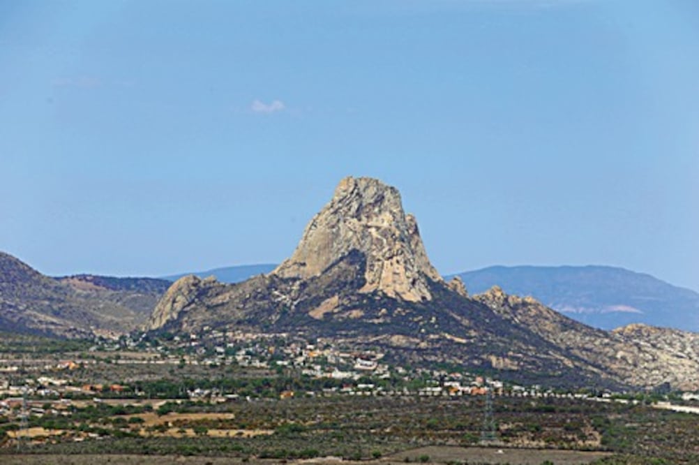 Peña de Bernal, vista desde el aire