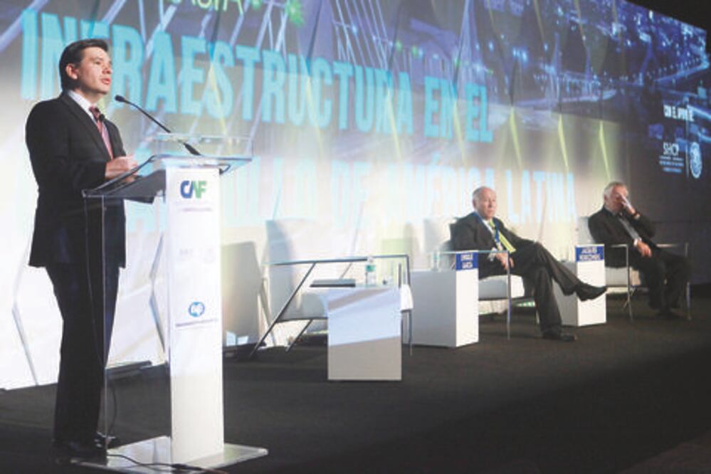 Urge reforzar motores internos: SHCP