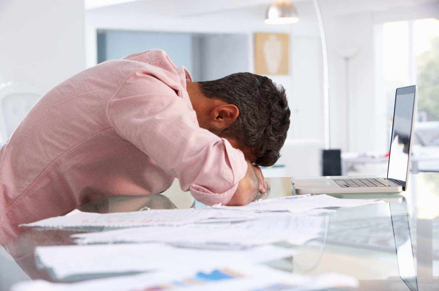 Estrés laboral, principal afectación de los queretanos en la nueva normalidad