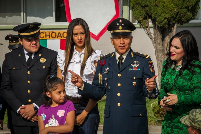 Se llevó a cabo la ceremonia de ascensos y distinciones a 107 jóvenes que durante tres meses estuvieron encuadrados voluntariamente.
