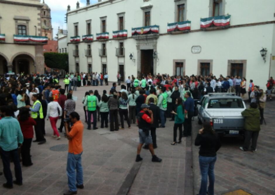 Realizan simulacro de sismo