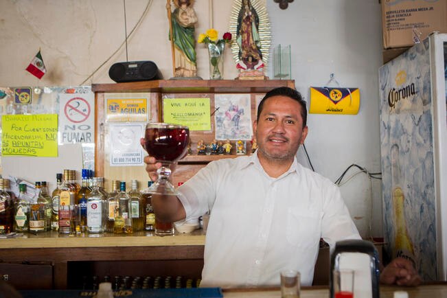 En Barrio Alegre se cura hasta el mal de amores