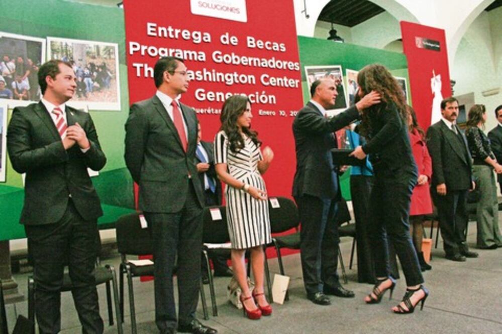 Universitarios viajarán