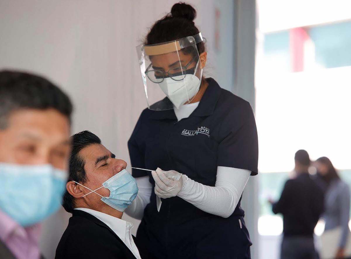 "Ya me voy, salí positiva". Así son los filtros sanitarios en el Congreso de Querétaro
