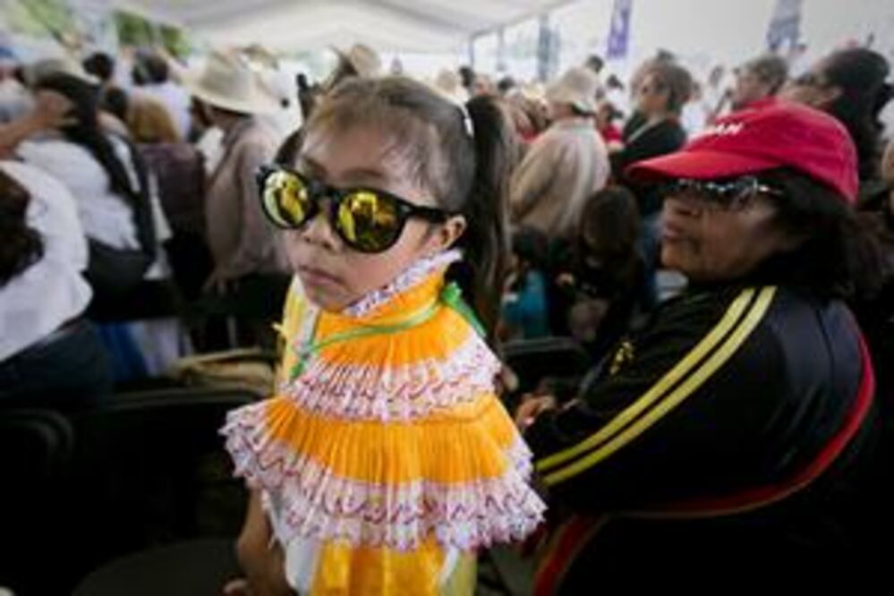 Recobran la vista, tras padecer en penumbras