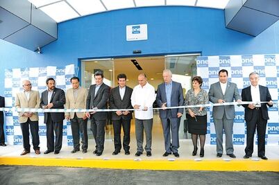 Líder en autopartes y aeronáutica