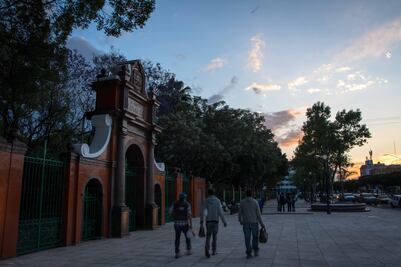 Entregan obras de rehabilitación de la Alameda Hidalgo