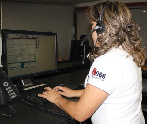 Asiste en labor de parto por teléfono