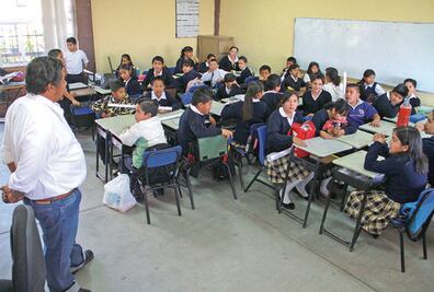 Rezago en educación se redujo en 11 puntos