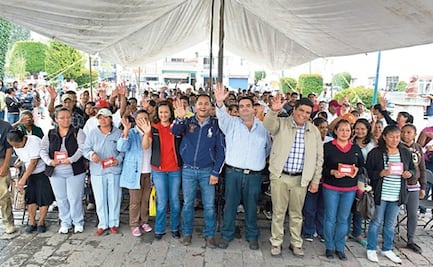 En Ezequiel Montes dan láminas y tinacos