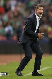 Osorio, firme en Tri