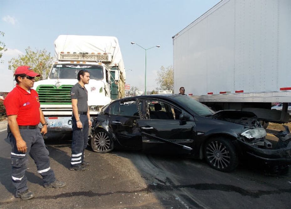 Cerrada carretera 57