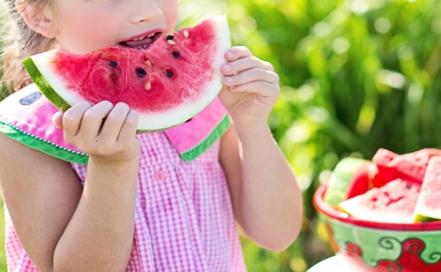 5 alimentos que no deben faltar en tu desayuno