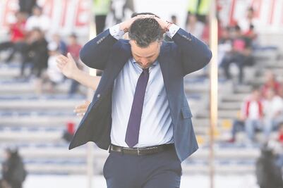 Rafa Puente está fuera del equipo