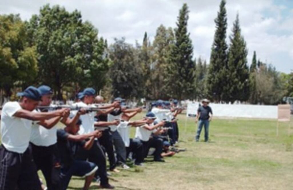 Capacitan a elementos de la Secretaría de Seguridad en SJR 