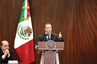 Llama Anaya a unidad nacional