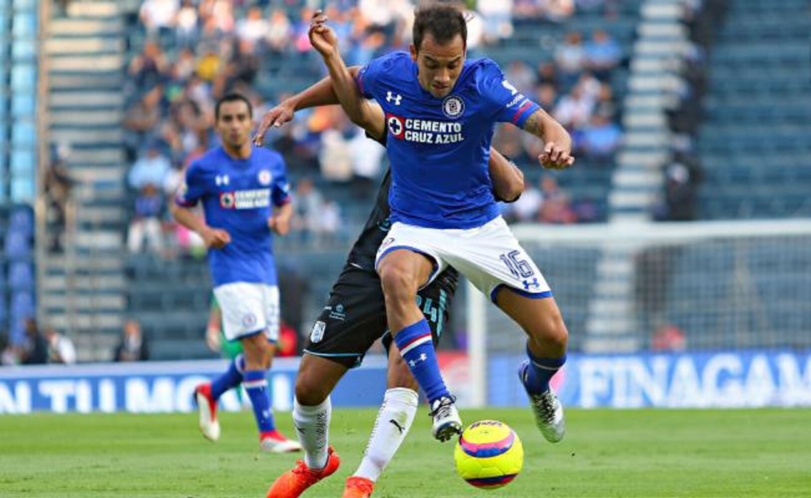 Cruz Azul cae ante Querétaro y extiende su racha sin ganar