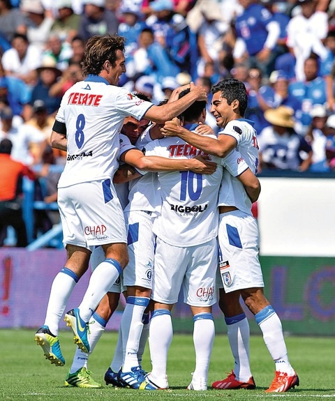Los Gallos con mira en la liguilla