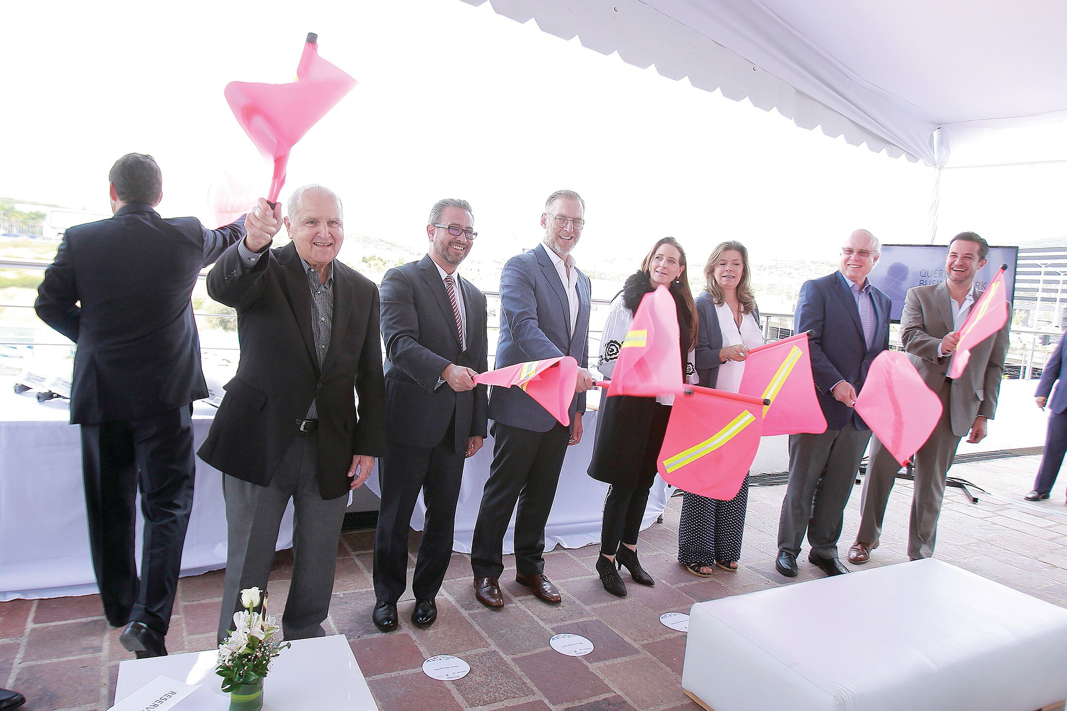 Levanta QBP nueva torre de negocios