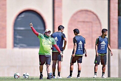 El ‘Piojo’ cuenta con 31 jugadores