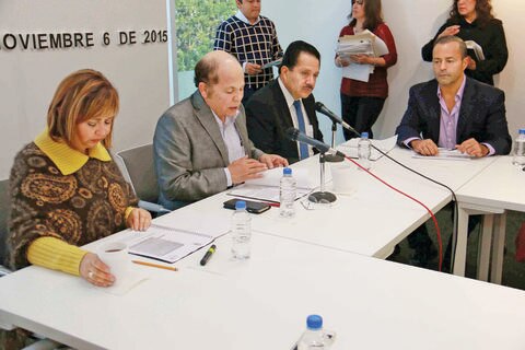 Diputados analizan pensión para dos ex altos funcionarios