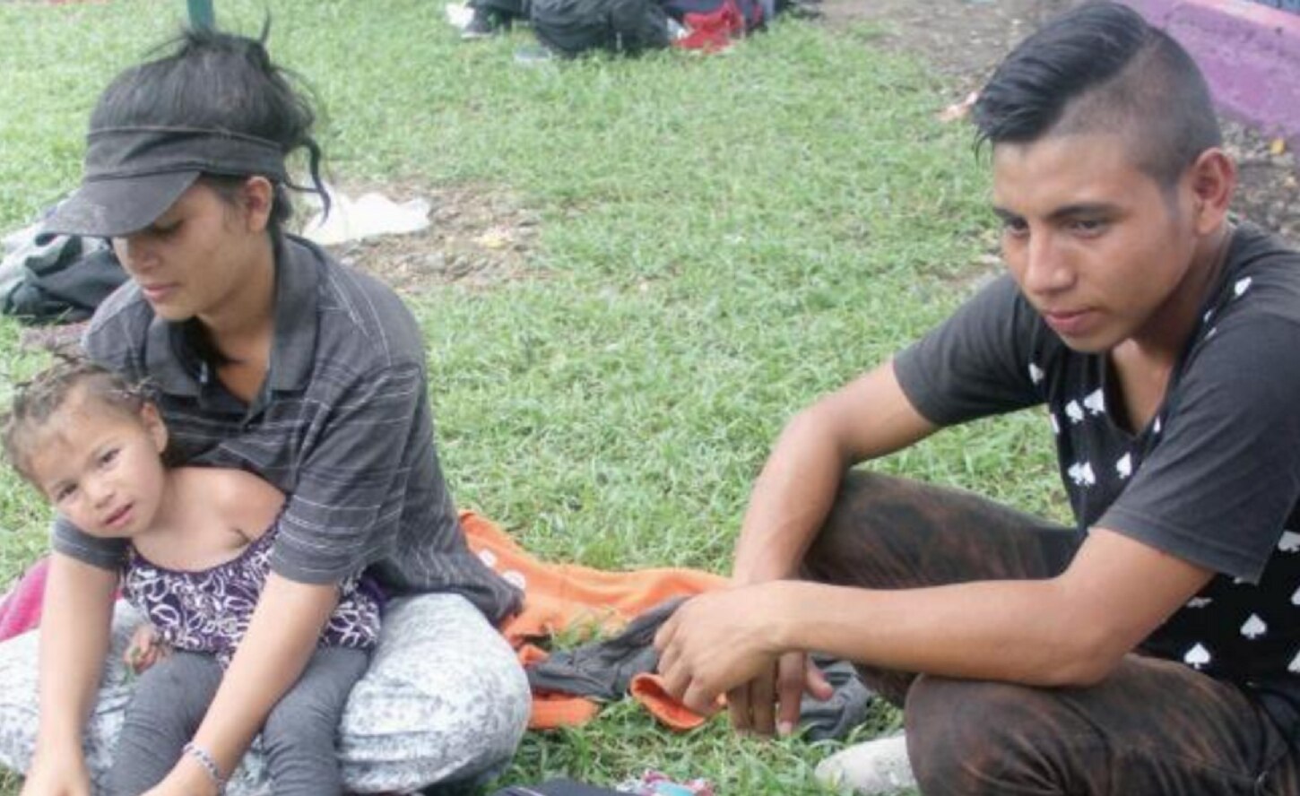 "Vámonos de aquí, esta es la oportunidad de salir adelante”: migrante hondureña