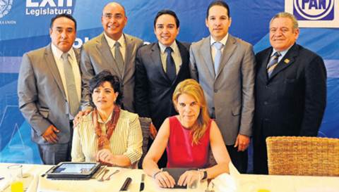 Avala PAN  estatal cambios a estatutos