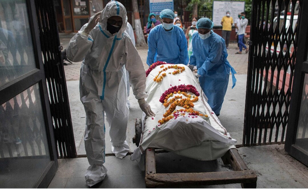 Suman más de 800 mil muertes por el coronavirus en el mundo