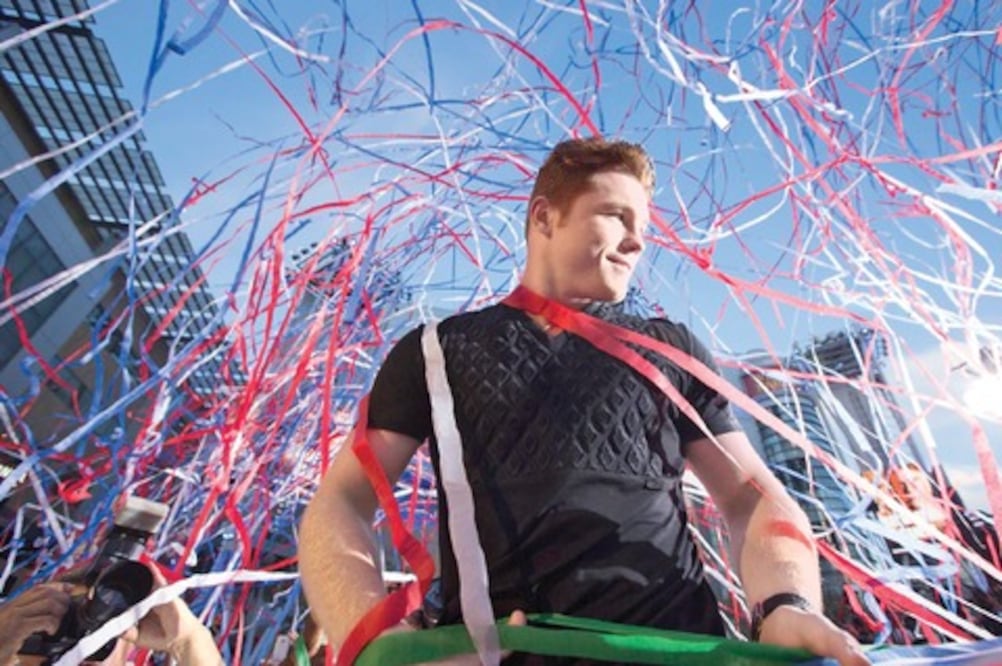 ‘El Canelo’ baja la guardia ante el amor 