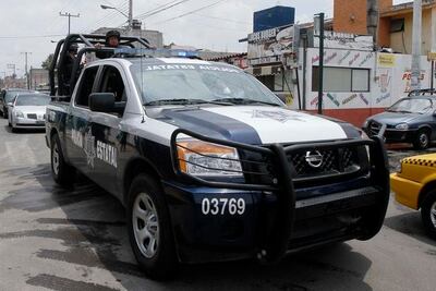 Caen dos venezolanos por robo a automovilistas