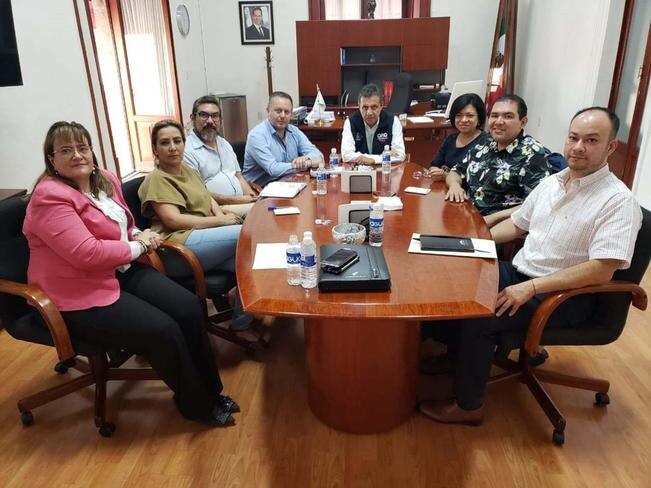 ONG defensoras de la diversidad sexual se reúnen con Salud