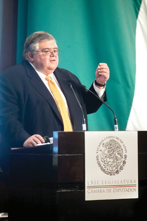 Eliminarán rezago en los medios de pagos